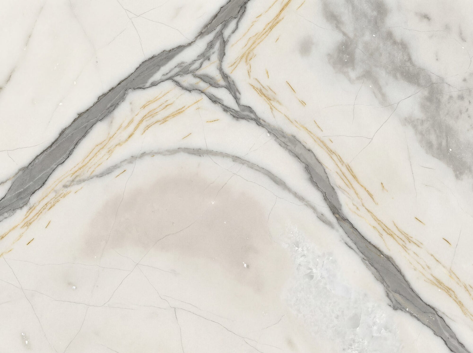 Marble effect wallpaper mural showing a Calacatta Gold stone slab with bold diagonal grey veining, fine gold calcite threads, and crystalline tonal shifts across a warm Carrara white ground